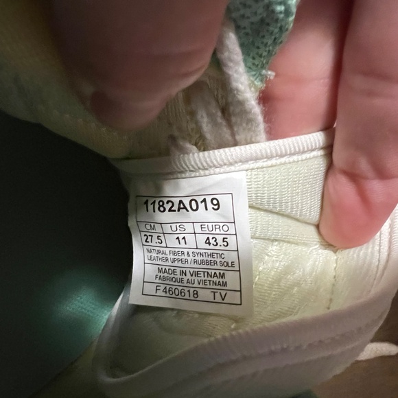 Tiger Onitsuka Shoes, US women’s size 11 - Picture 9 of 9